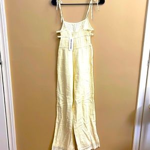 Urban outfitters one piece pants jumper Guazey Comfort😎 butter yellow